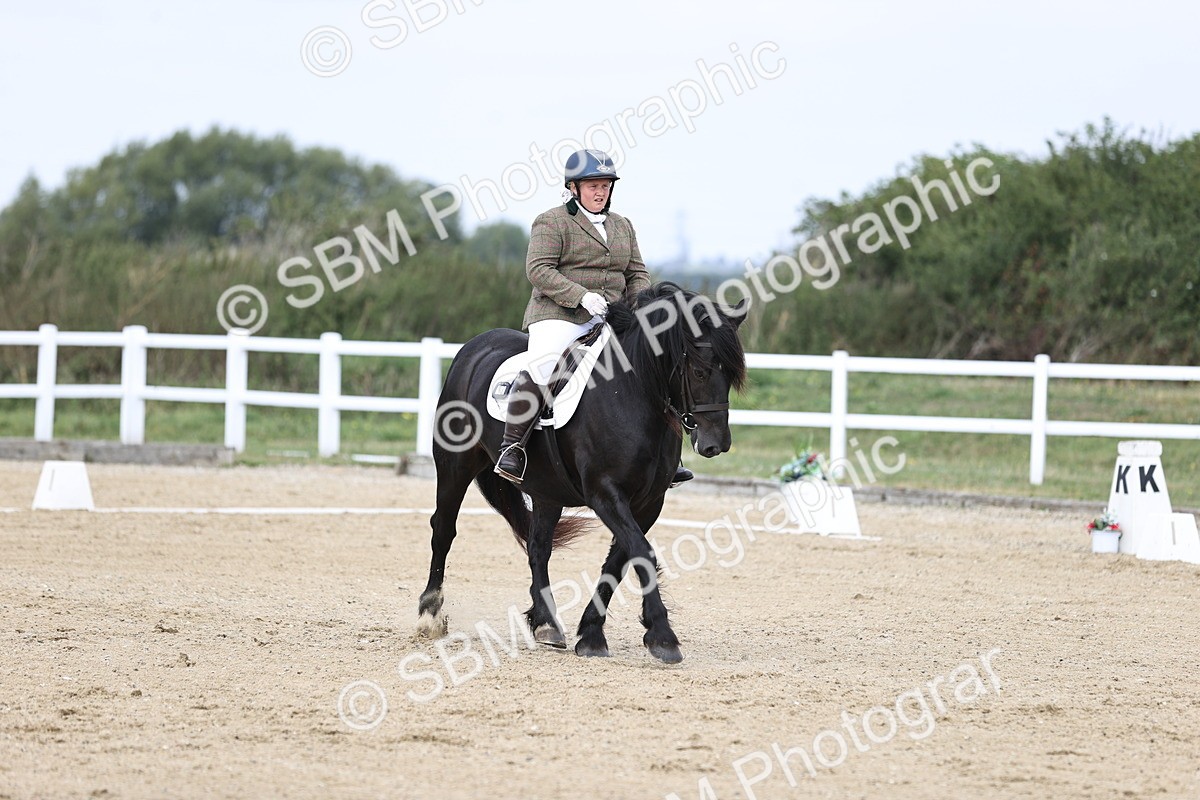 SBM_016752 - Class 14 Novice 23 - 11.53-12.56