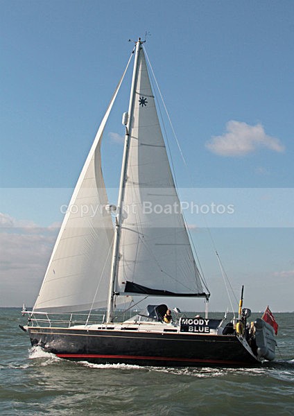 111014 MOODY BLUE IMG_5805 - Sailboats - monohull