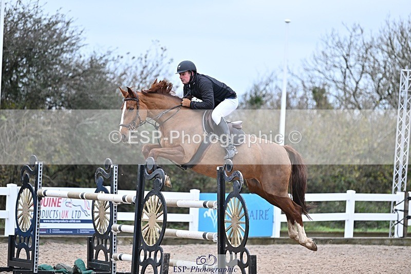 241127-140328-00745 - Cls 05A&B Snr Fox & 1.20m Open