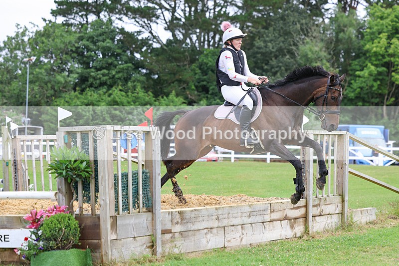 3E7A0973 - Class 4: 70cm Senior