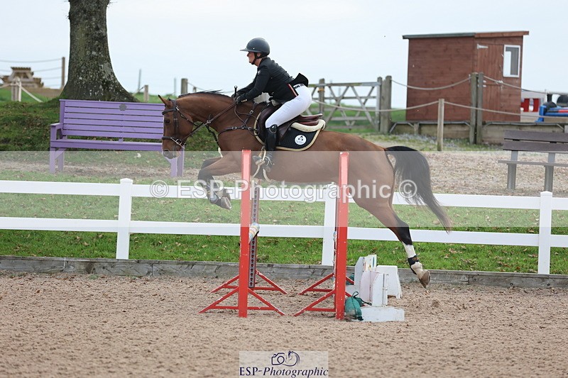 241101A-083504-00303 - FRI Cls 2 British Novice and 90cm Open