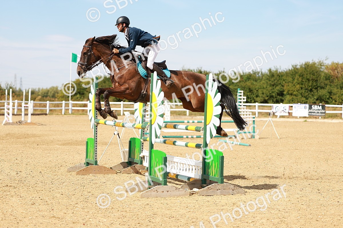 SBM_003881 - Class 15 - Senior 1.15m Open