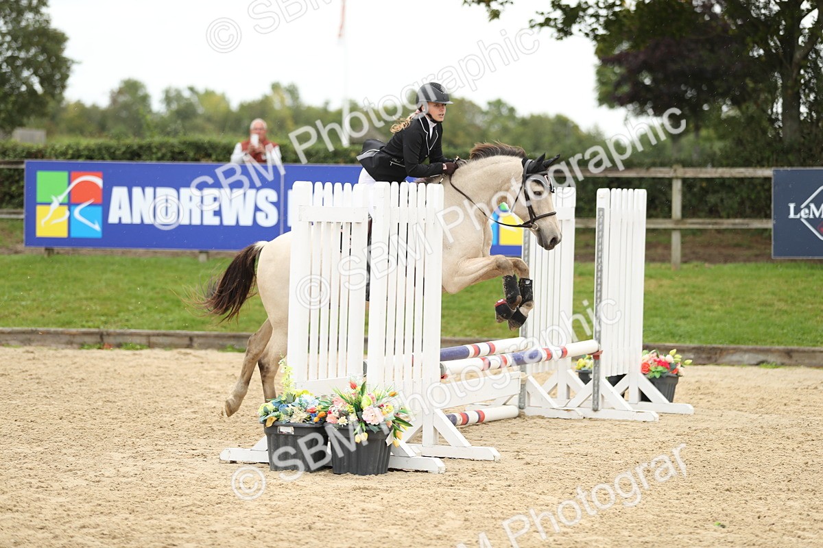 SBM_04573 - J28 - Senior Horse & Pony 60cm Championships