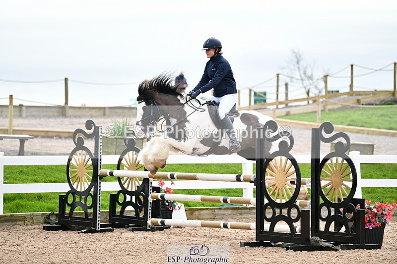 240316A-103746-02752 - Cls 20 British Novice and 90cm Open
