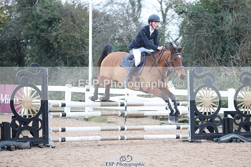 241116X-151959-02717 - Cls 18&19 Children on Horses