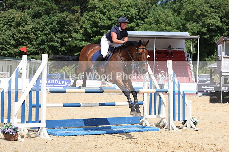 3E7A1797 - Class 8: Senior Newcomers/1.10m open