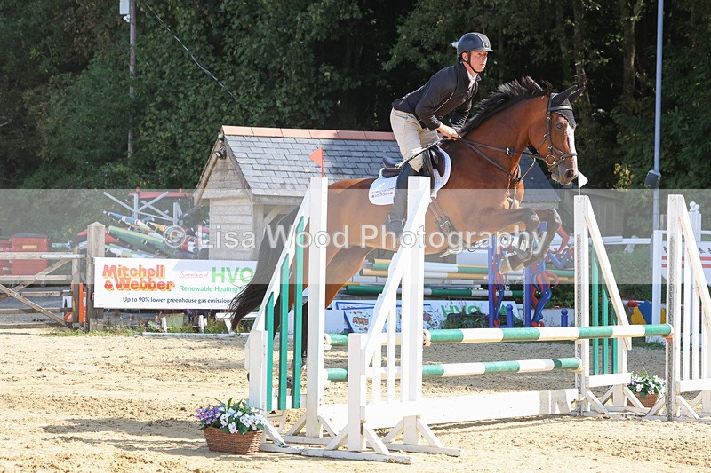 3E7A0791 - Class 4: Senior British Novice/90cm open