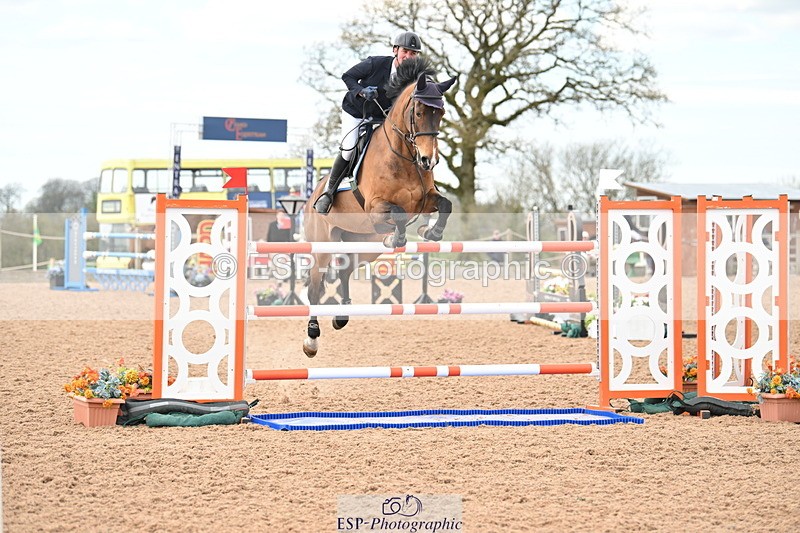 240418A-153200-04738 - Cls 9, 2 Star Big Tour 1.40m