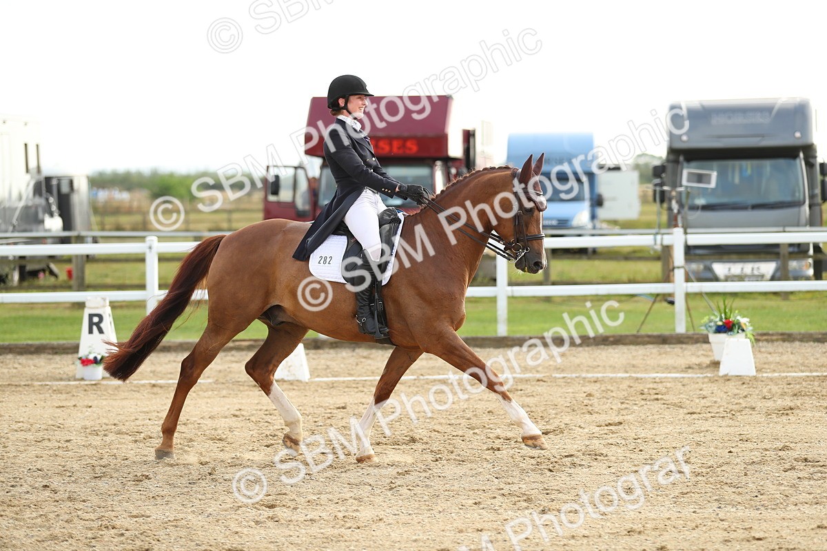 SBM_018397 - Class 11 - INT IN 15.40-16.12