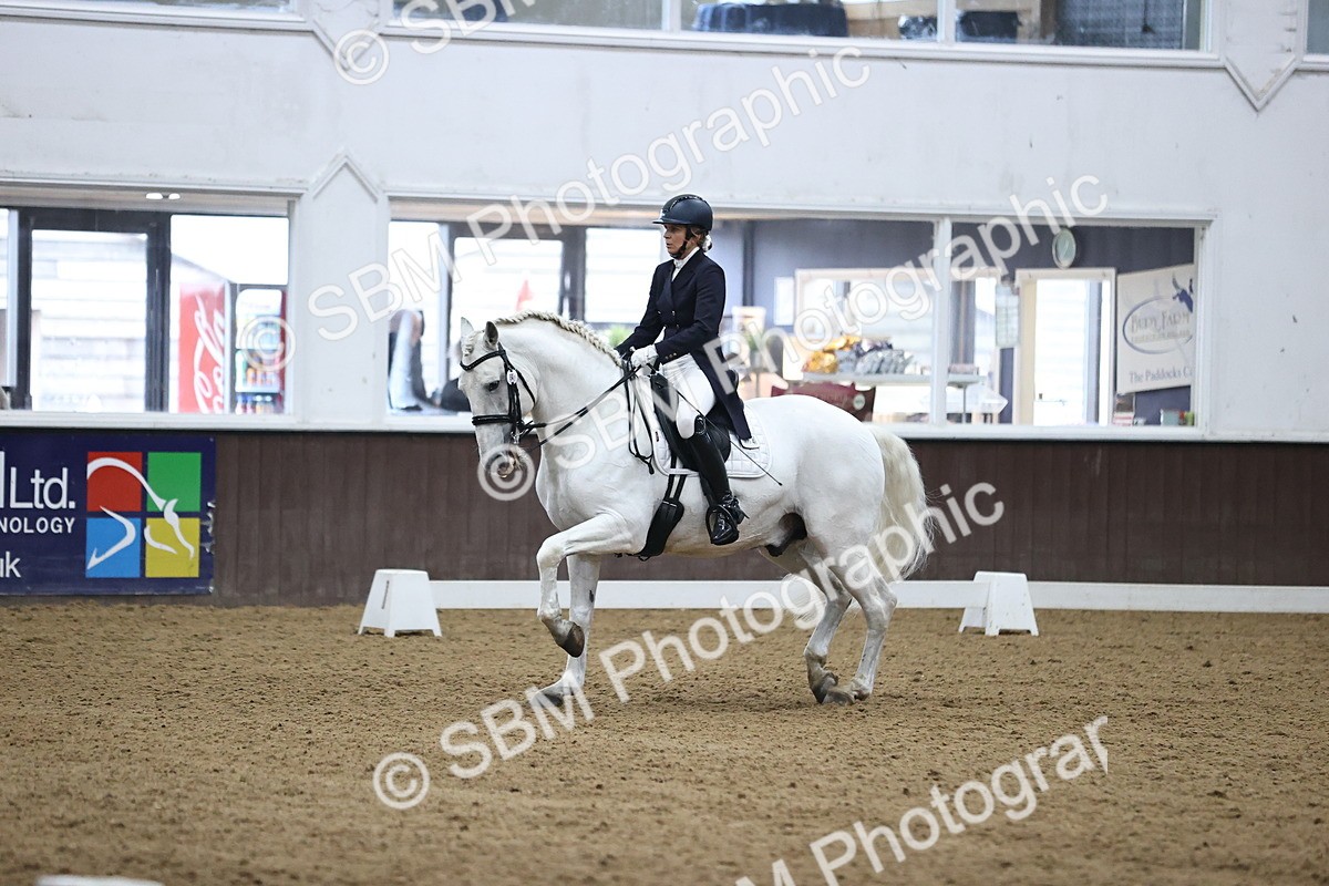 SBM_001377 - Class 21 -23 - FEI INT1-GP-Junior-Junior fsm