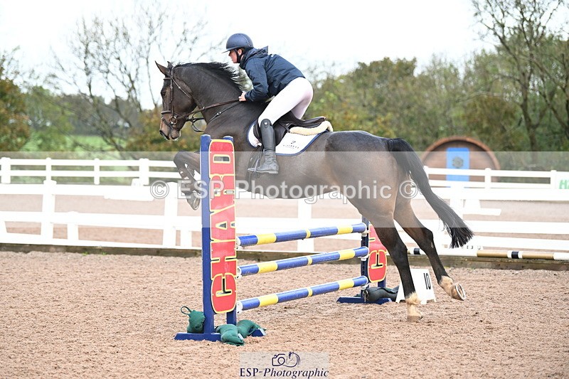 241023A-105157-00415 - Cls 1 British Novice and 90cm Open