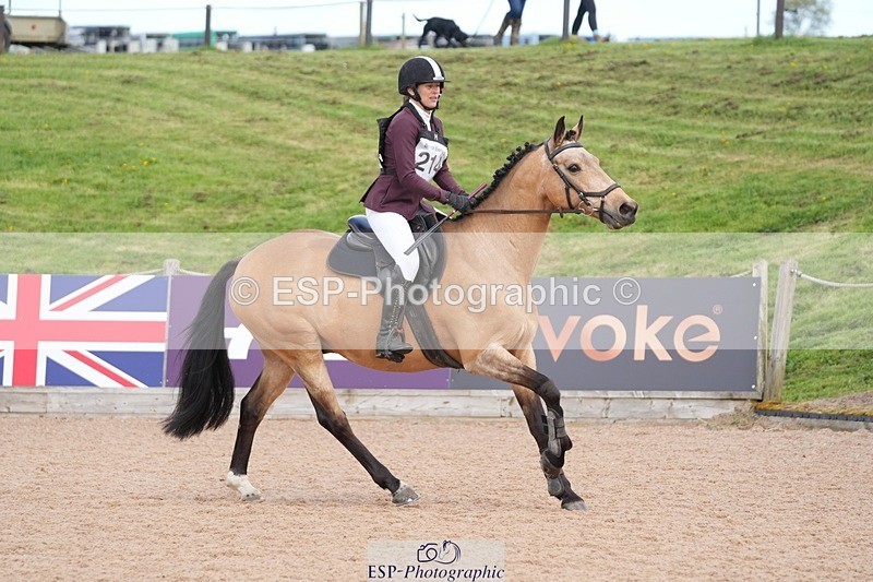 260418-125936-03474 - E-214-Fiona.Lewis