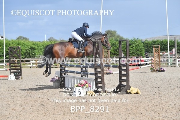BPP_8291 - CLASS 35 SUN 2ND ROUND Equiyd 0.95m Amateur Championship Qualifier