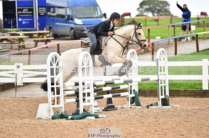 231028A-122306-01123 - Cls 3 Discovery & 90cm Open