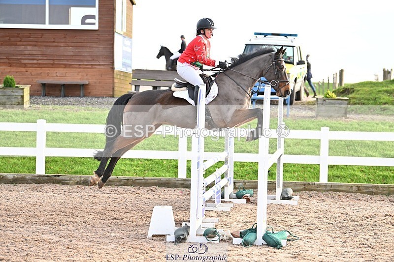 241206-101001-00187 - Cls 2 British Novice and 90cm Open