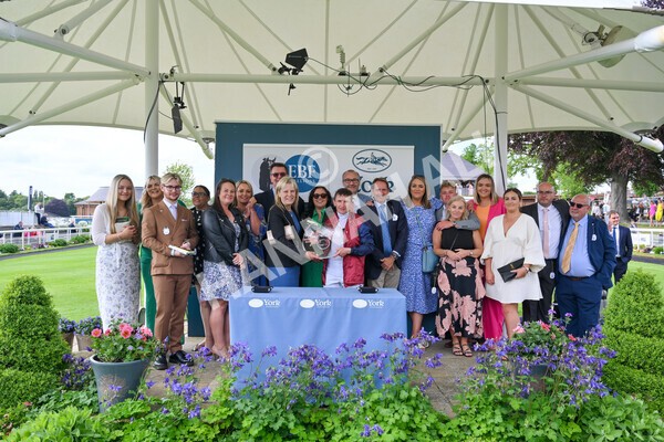 yr21052022r5-50 - Race 5: 4:07pm Phoebe Johnson Celebration EBF Restricted Novice Stakes