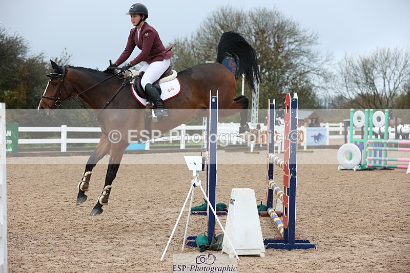 231112A-104357-03412 - Cls 17 Blue Chip Novice Winter Qualifier