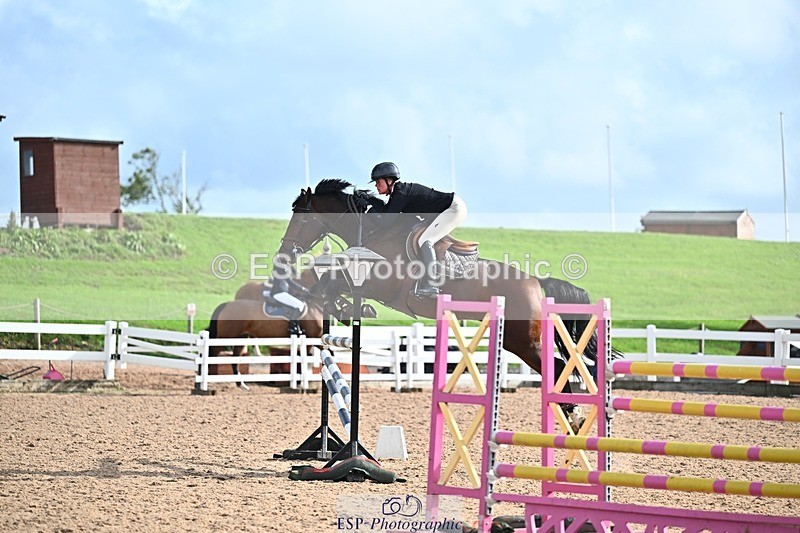 261014-143804-00806 - Cls 07 Snr Fox & 1.20m Open