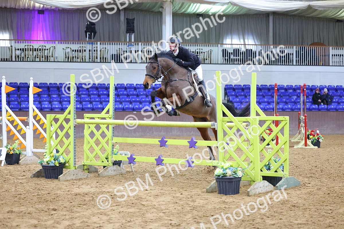 1I0A4811 - Class 9 - Senior Newcomers/ 1.10m Open