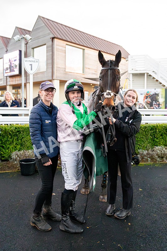 191223-Race 7-Wilful-4828 - Race 7