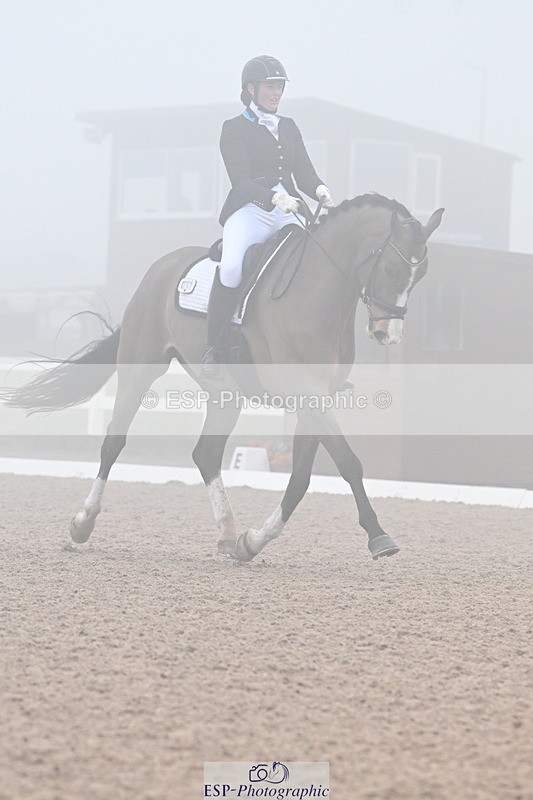 240217A-125024-02700 - 262-Amy.Hose-Enrique