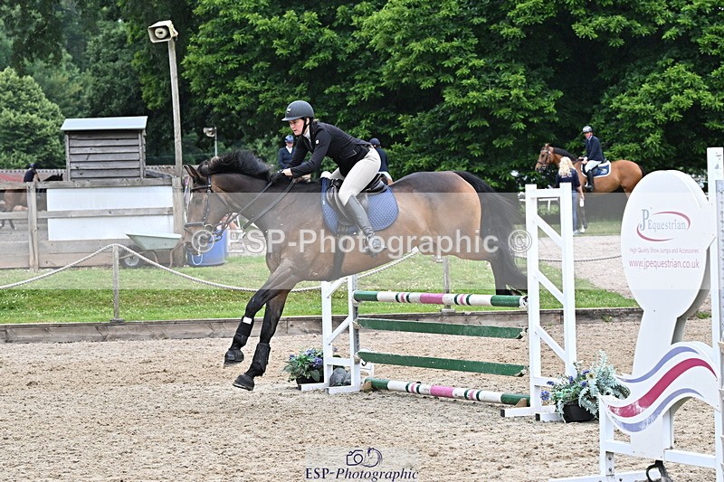 250613A-134145-01668 - Cls 12 95cm Amateur Quali