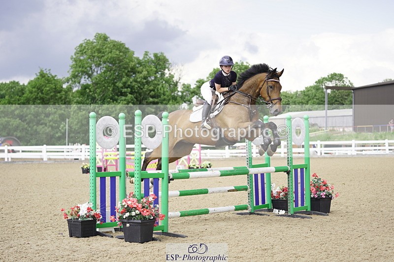 230625A-145518-04452 - Cls 12 Children on Horses 95cm + 1.15m