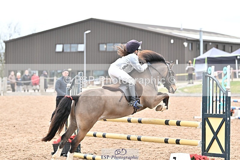 250414-103412-00142 - 80cm Round 1