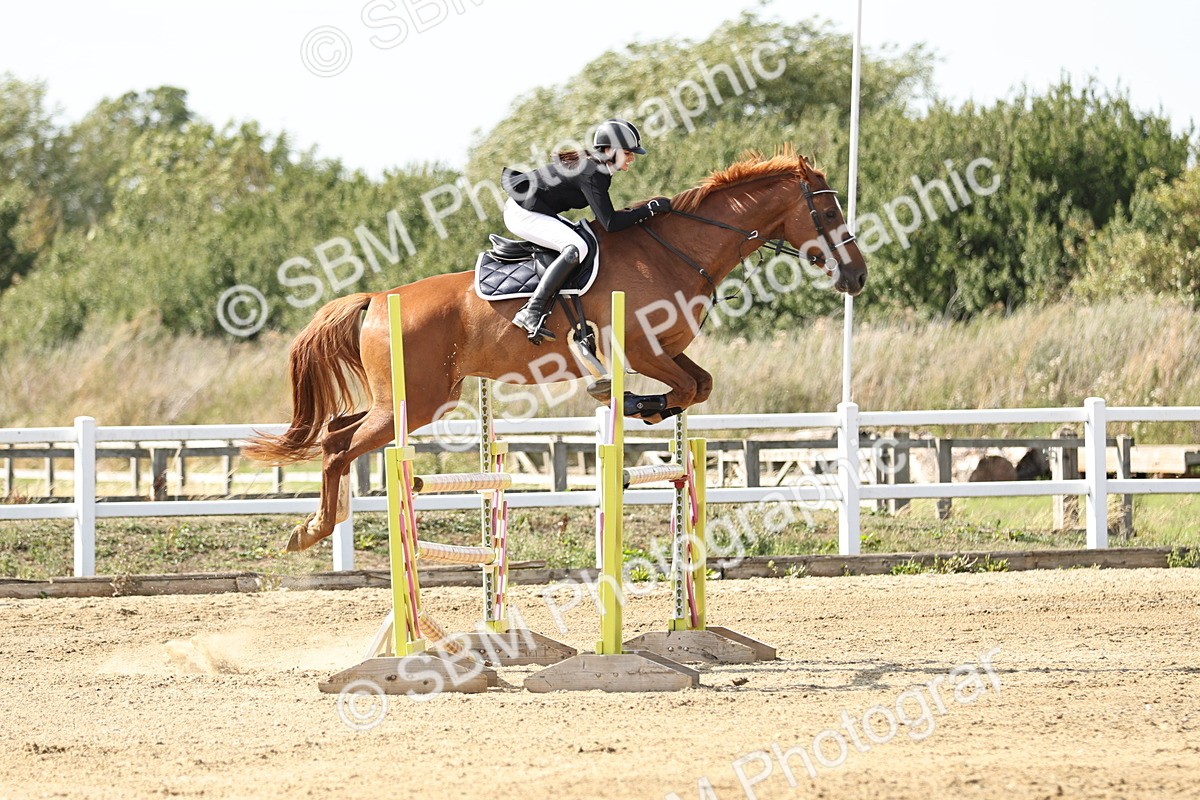 SBM_005184 - Class 6 = Senior Newcomers - 1.10m Open