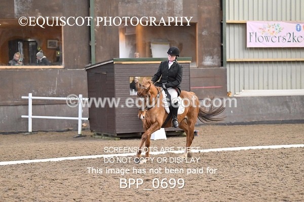 BPP_0699 - 18 / 19 - M BAKER