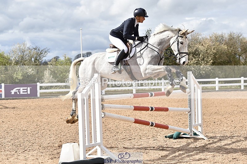 240403A-151338-00913 - Cls 5 Foxhunter and 1.20m Open