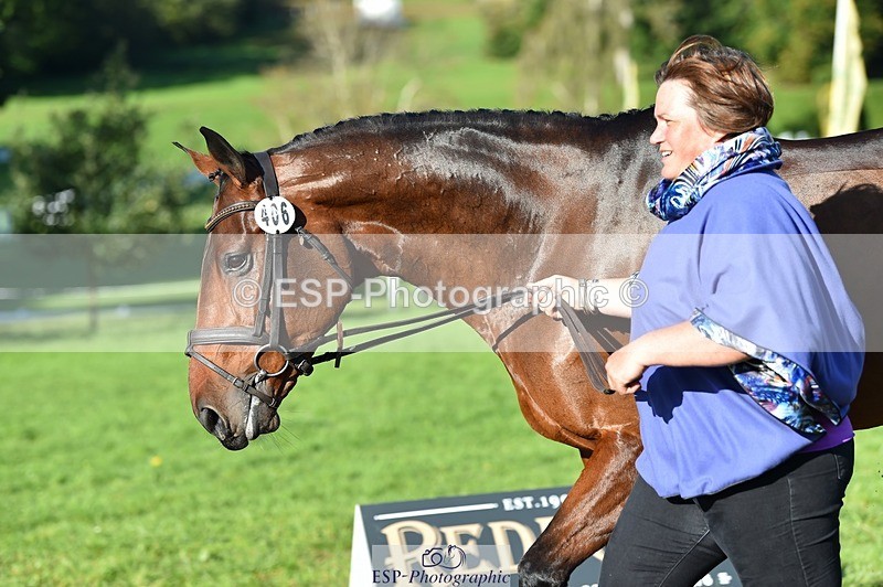 231022-105628-23607 - 406-BALLYCREEN.MILADY-Georgina.Brown-TrotUp+SJ