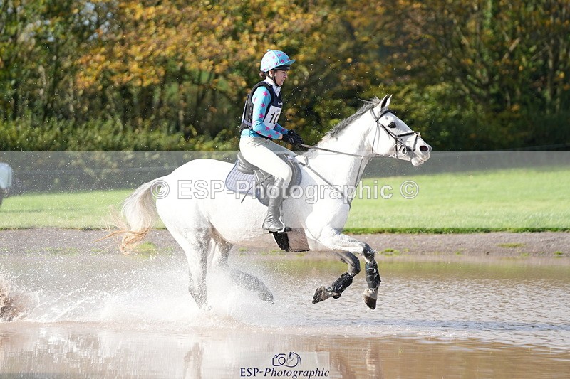 251024A-120514-08613 - B-109-Zoe.Davies