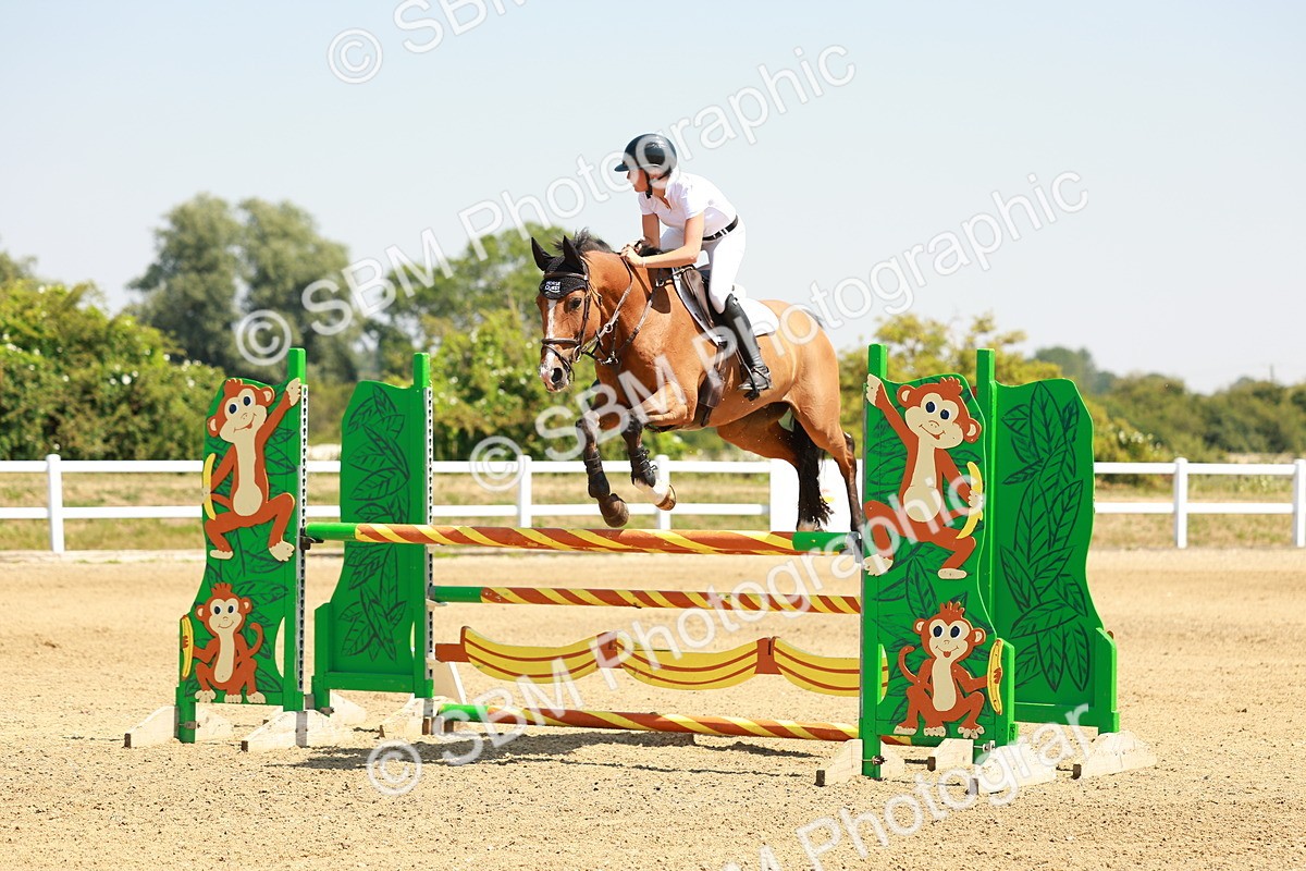SBM_001334 - Class 4 - Senior Newcomers - 1.10m