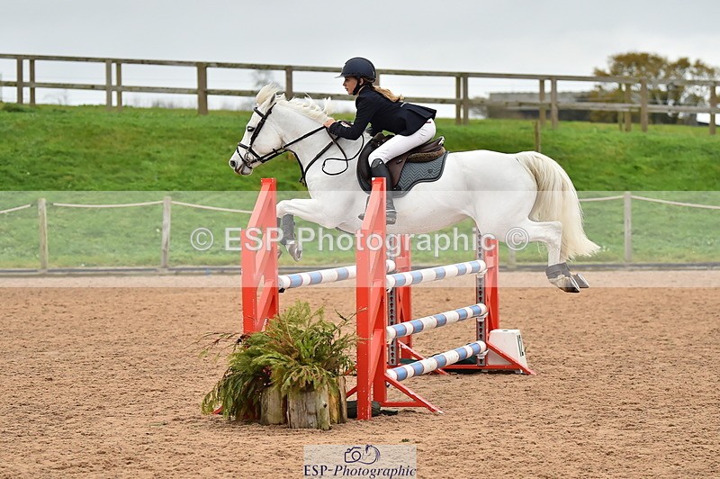 231118A-144720-03673 - Cls 27 Springboard 128cm & 138cm