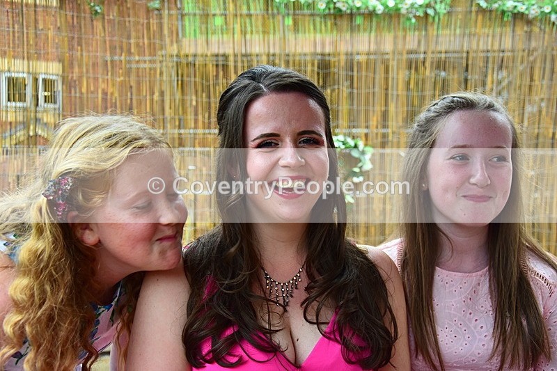 CON-1520 - Toni & Liam