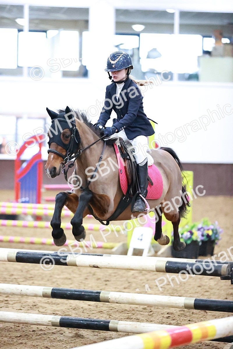 SBM_000186 - Class 1 - Pony Intro 70cm