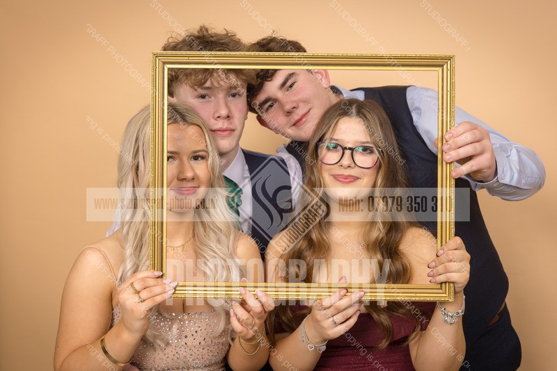 R5L1_2507 - Thurso high school 2025 - Senior prom