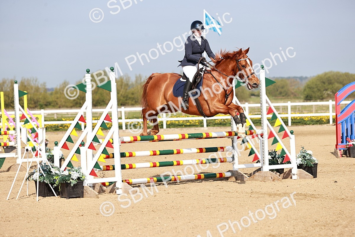  - Class 21 - Senior British Novice - 90cm