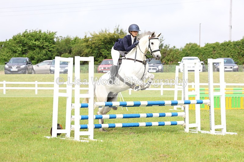 3E7A6497 - Class 8: Junior 90cm