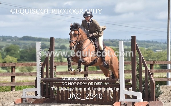 JAC_2340 - CLASS 3 Intermediate Working Hunter