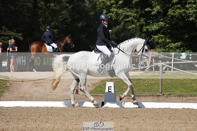 240719-103152-00718 - 198-Louisa_Jenkins-Rosnastraw_Silver_Lady