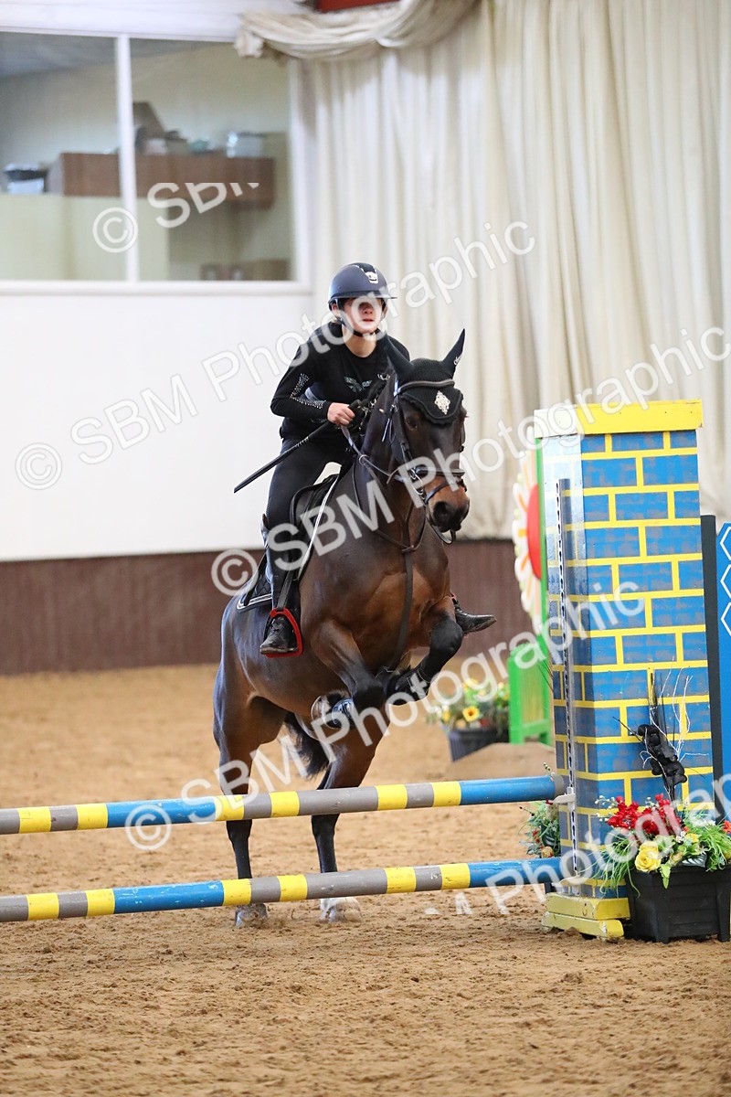 SBM_001932 - Class 3 - Horse & Hound