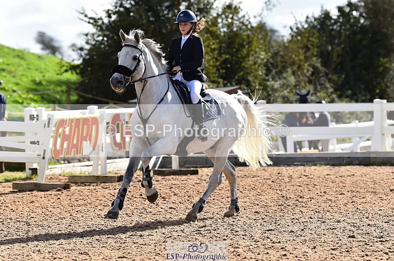 231014A-140702-05213 - Cls 15 1.05m Amateur Q 2nd R