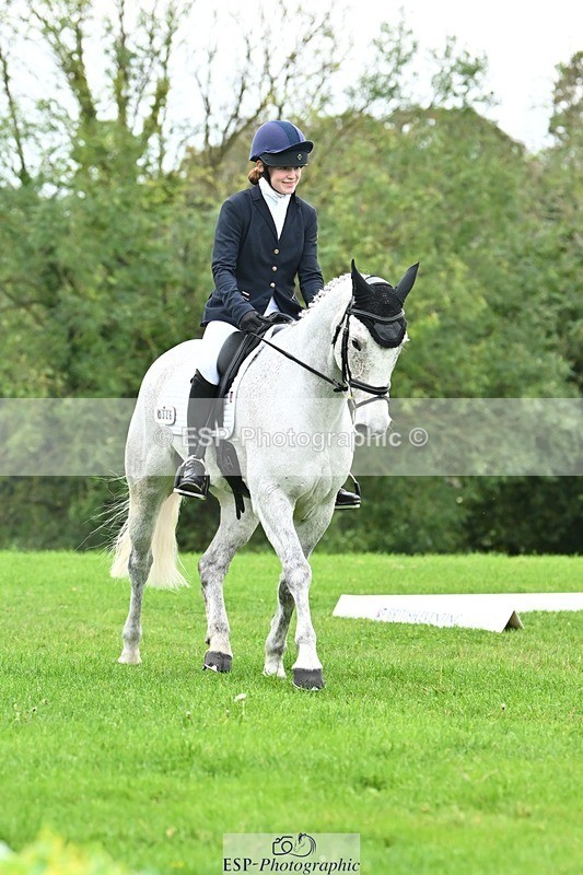 241024-122800-02748 - 326-Eloise.Hawtin-TULLIBARDS.CLONEENAGH.TED