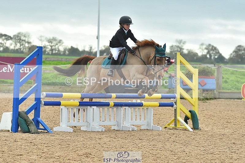 231119A-123958-05760 - Sun Cls 25 Stepping Stones 128cm & 138cm