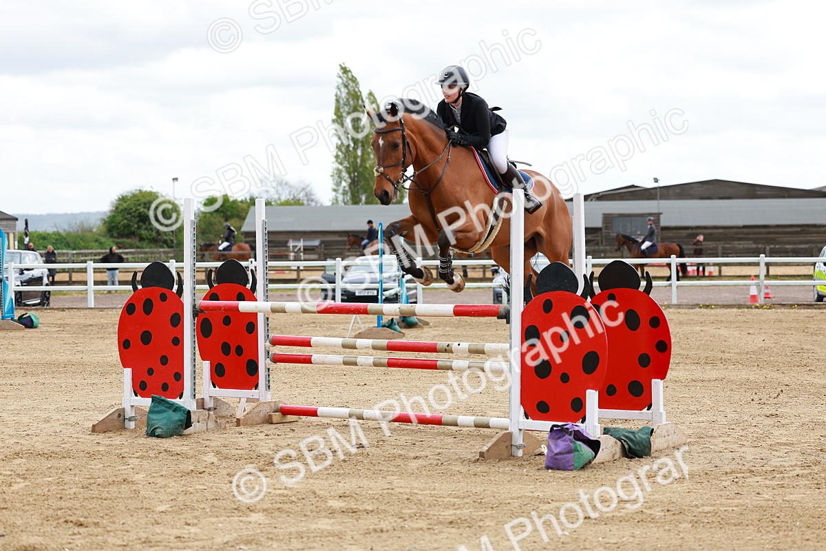 SBM_002294 - Class 10 - Senior Newcomers - 1.10m