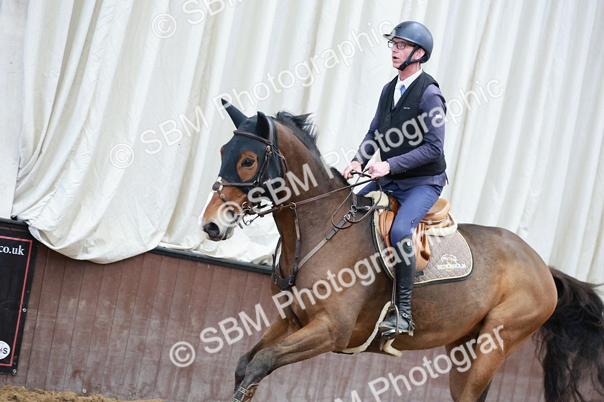 SBM_004036 - Class 11 - Senior Newcomers - 1.10m