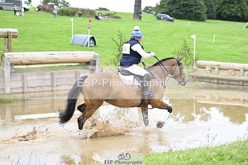 240803-115736-03848 - 025-Trilby_Crewes-WATERNISH_BRIDLE_LANE