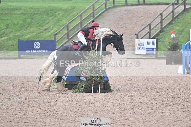 251122-101119-00068 - 70cm